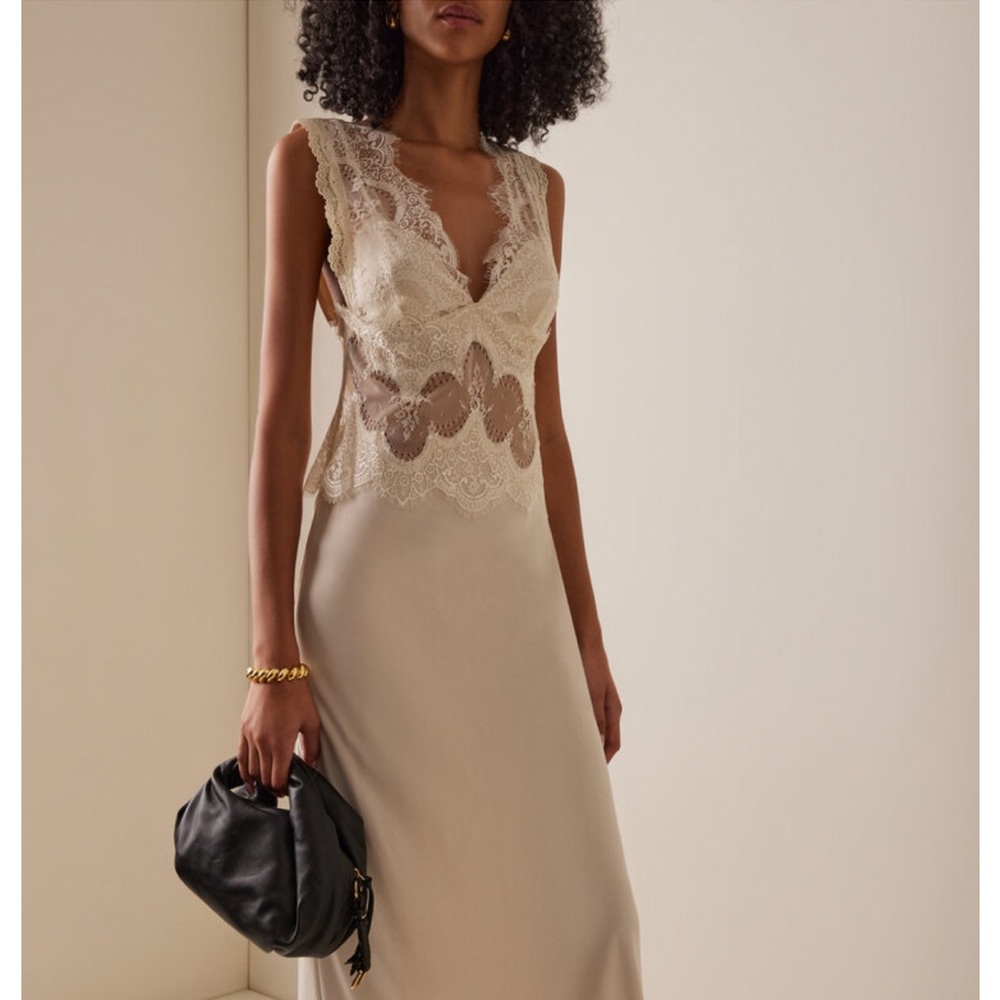 Third Form VISIONS LACE FLOOR LENGTH DRESS | BUTTERCREAM size 6